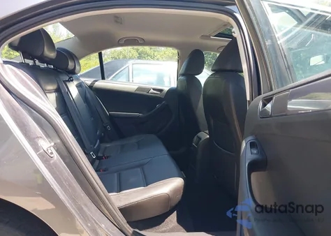 2017 Volkswagen Jetta 1.4T Se from USA, damaged, VIN 3VWDB7AJ2HM366222